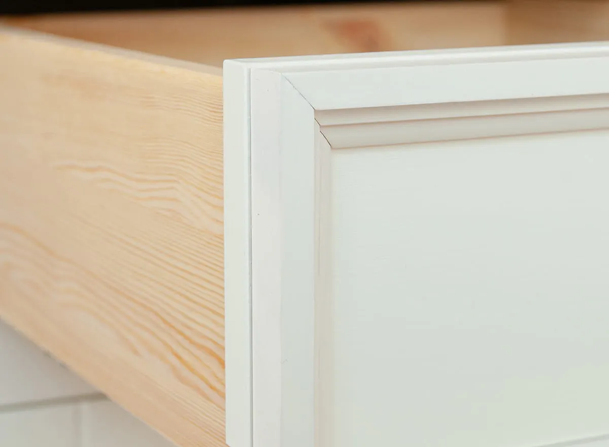 Biurko sosnowe z szafką i szufladą BELLUNO ELEGANTE biały orzech - PL031B/O