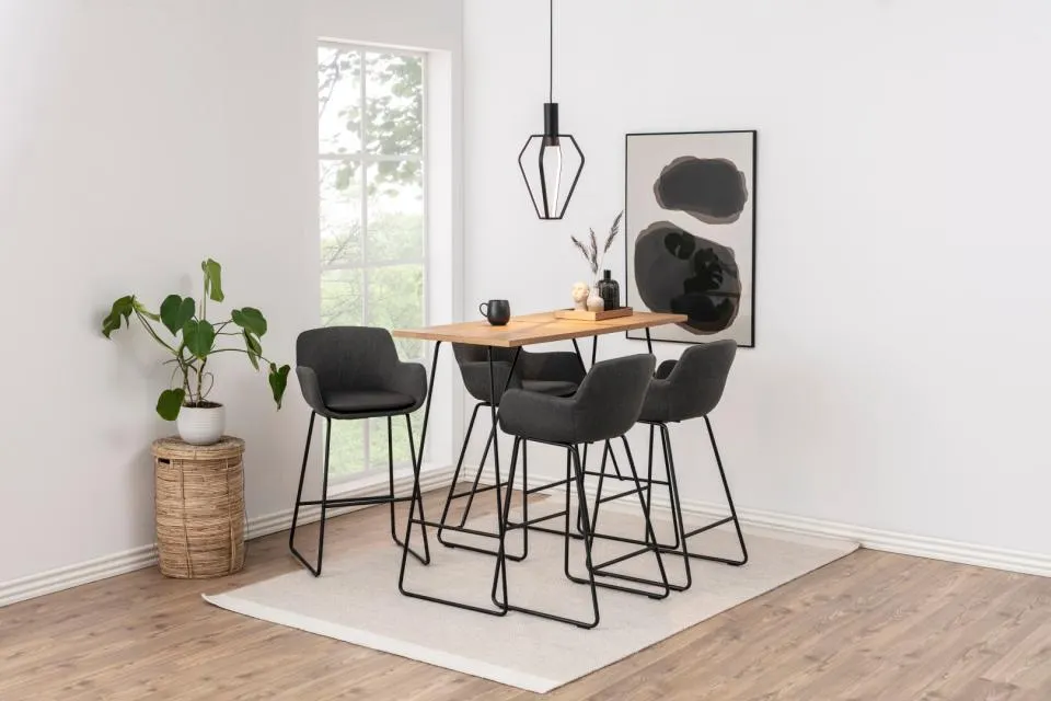 stół barowy, krzesła barowe, drewna blat, metalowe nogi, wnętrze minimalistyczne