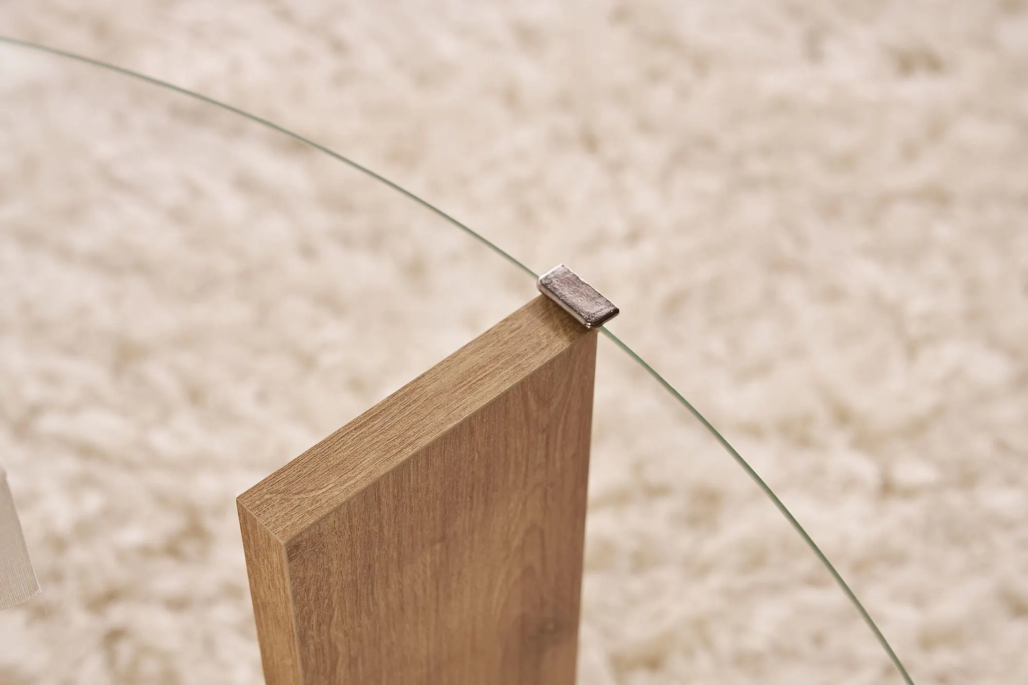 Stolik kawowy okrągły z półką CLARA 75 cm dąb sapphire blat transparentny - ASI_668NRD1107