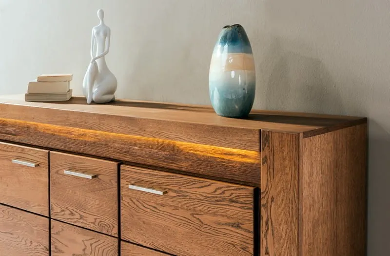 Komoda 3-drzwiowa VELVET 45 drewniana z oświetleniem dąb rustical 161x88x42cm - TH-100-0635