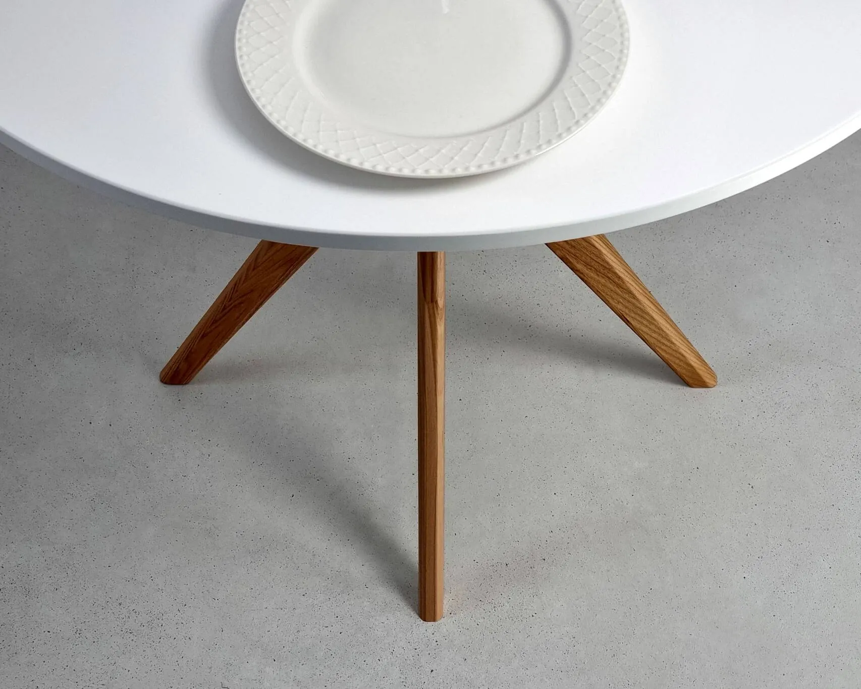 Stół okrągły jadalniany JUBI śr. 90cm dąb czarny