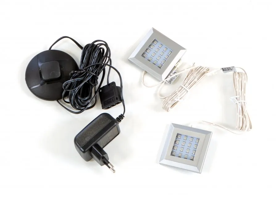 Oświetlenie LED 2-pkt neutralne CHISBURY 26x11x5cm