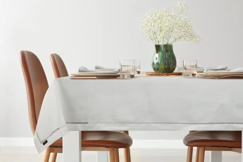 Podkładka dekoracyjna na stół EMILY 30X40 CM BIAŁY - EU_11755