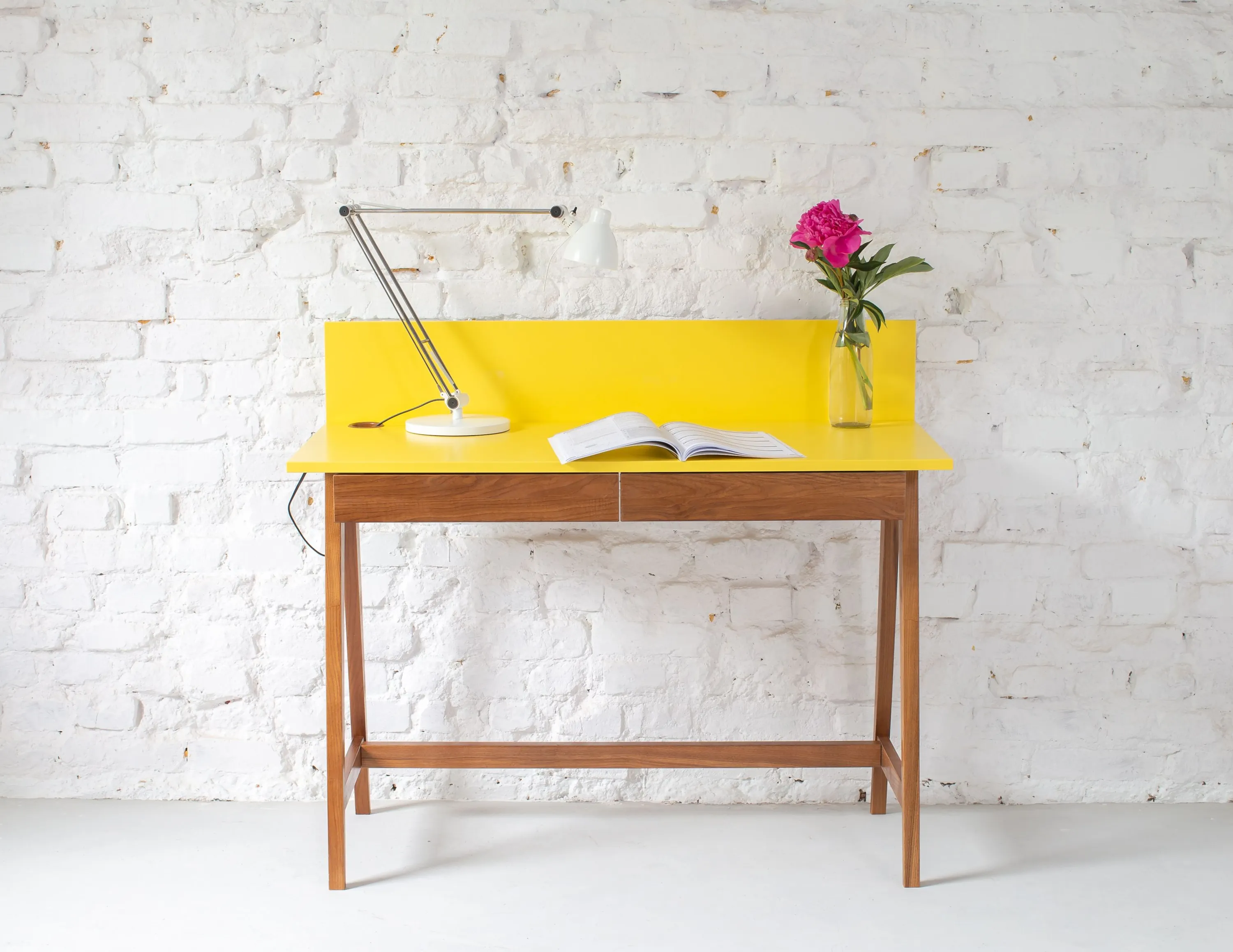 Biurko z szufladami i panelem LUKA 110x50 białe/jesionowe nogi - RGB_WDLUK31_DRAW