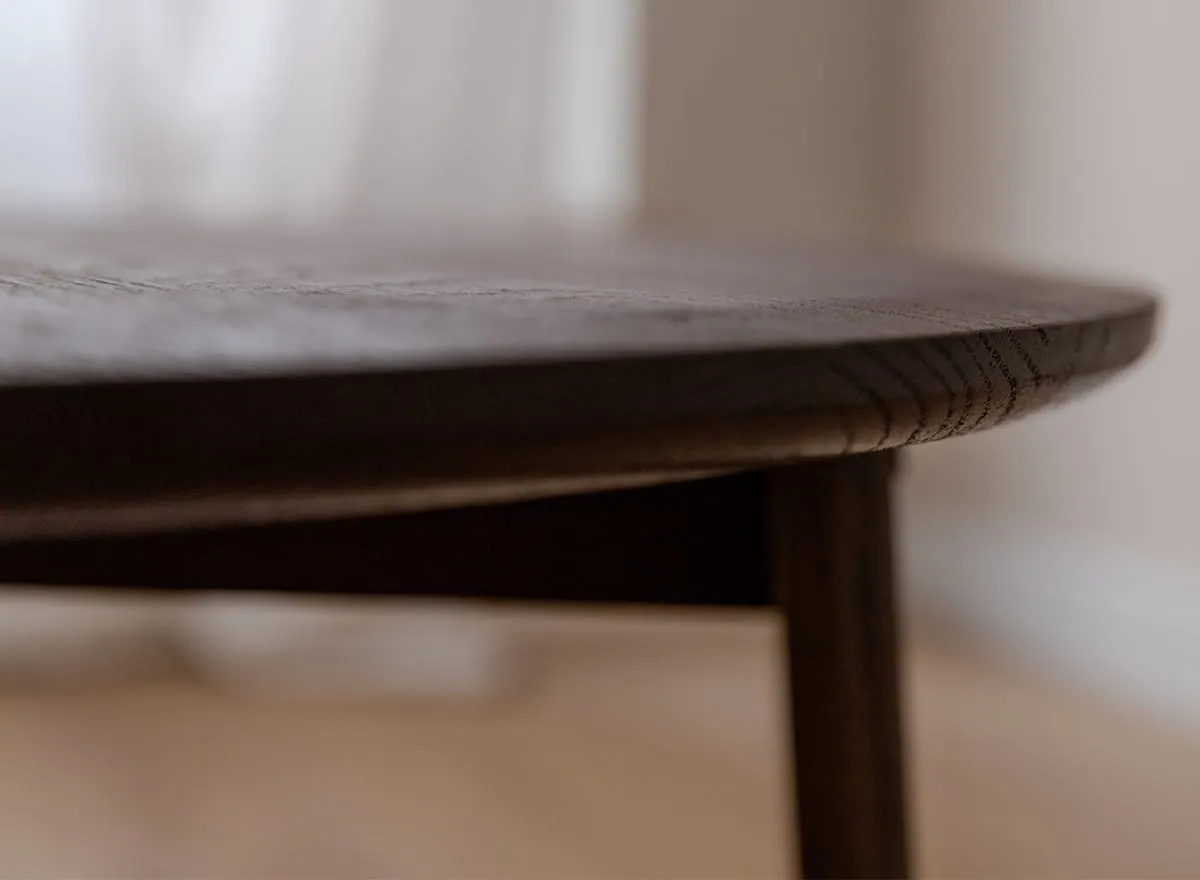 Stolik okrągły dębowy MONTI 71 cm - tabacco - PRHMON71T