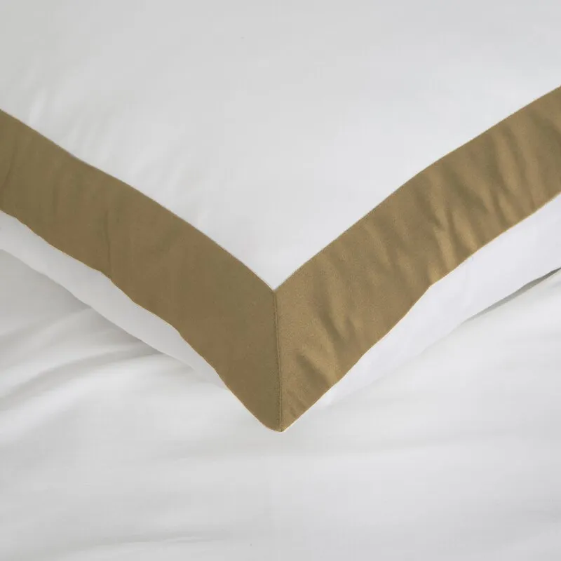 KOMPLET POŚCIELI LAURA 160 X 200 CM BIAŁY KOLOR - EU_436171