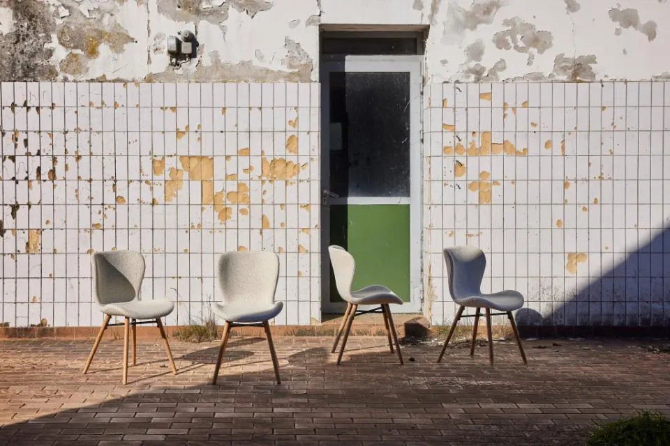 Krzesło tapicerowane DOREN kremowy - zamek błyskawiczny, dąb olejowany ( zestaw 2 sztuk ) - H000022349