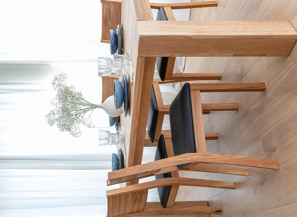 Krzesło drewniane PRATO czarne siedzisko dąb olejowany - KDBCZ