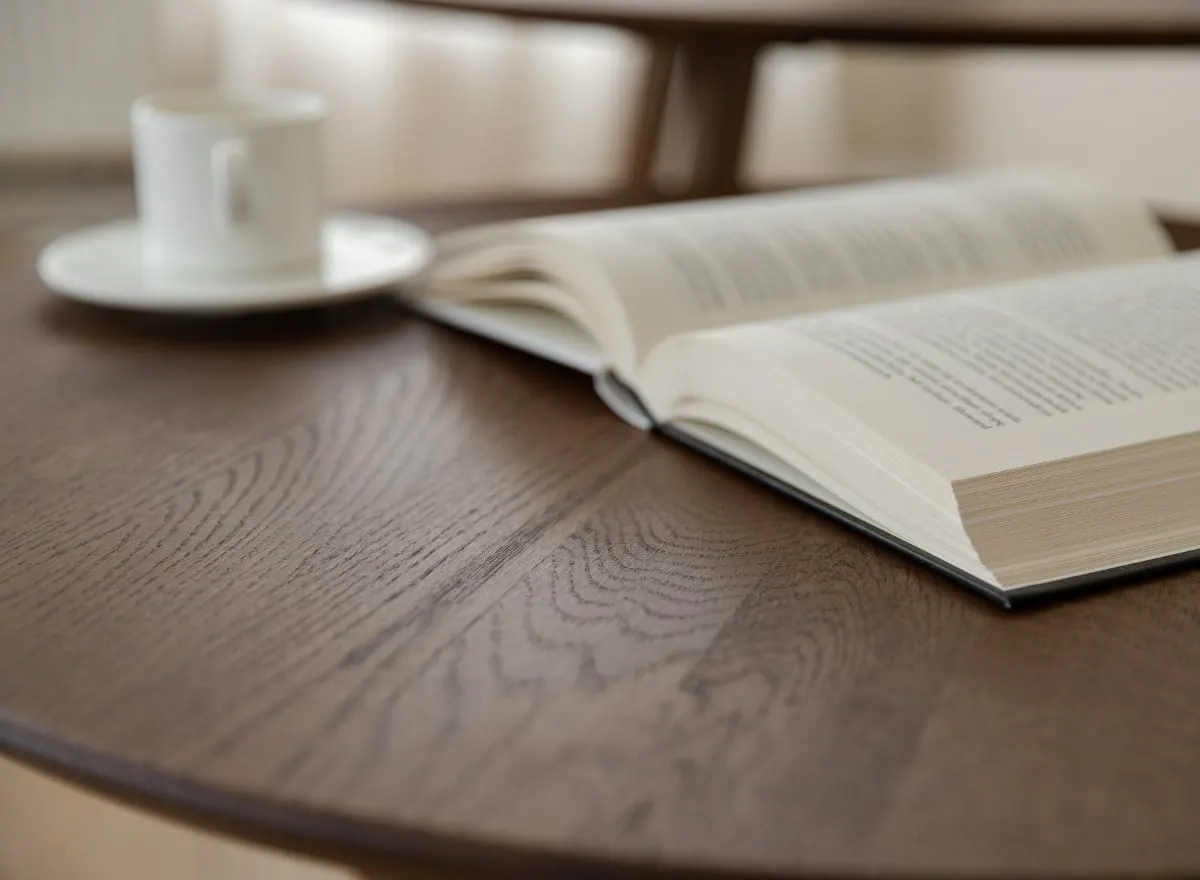 Stolik kawowy dębowy ORBETELLO okrągły 70 cm tabacco - 3SORB58T