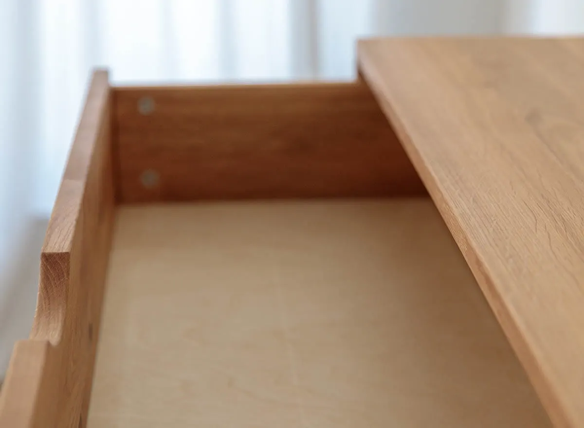 Komoda z 4 szufladami lity dąb olejowany Simona - PRHSIM01