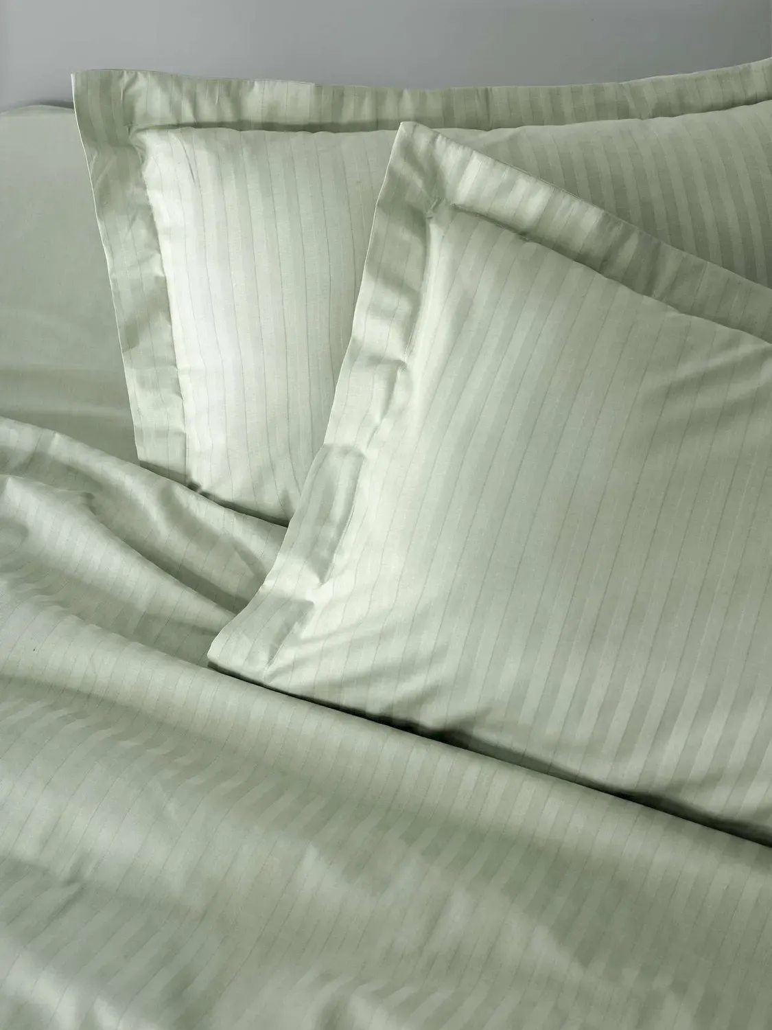 Komplet pościeli satynowej STRIPE 135x200 poszewka 80x80 miętowy