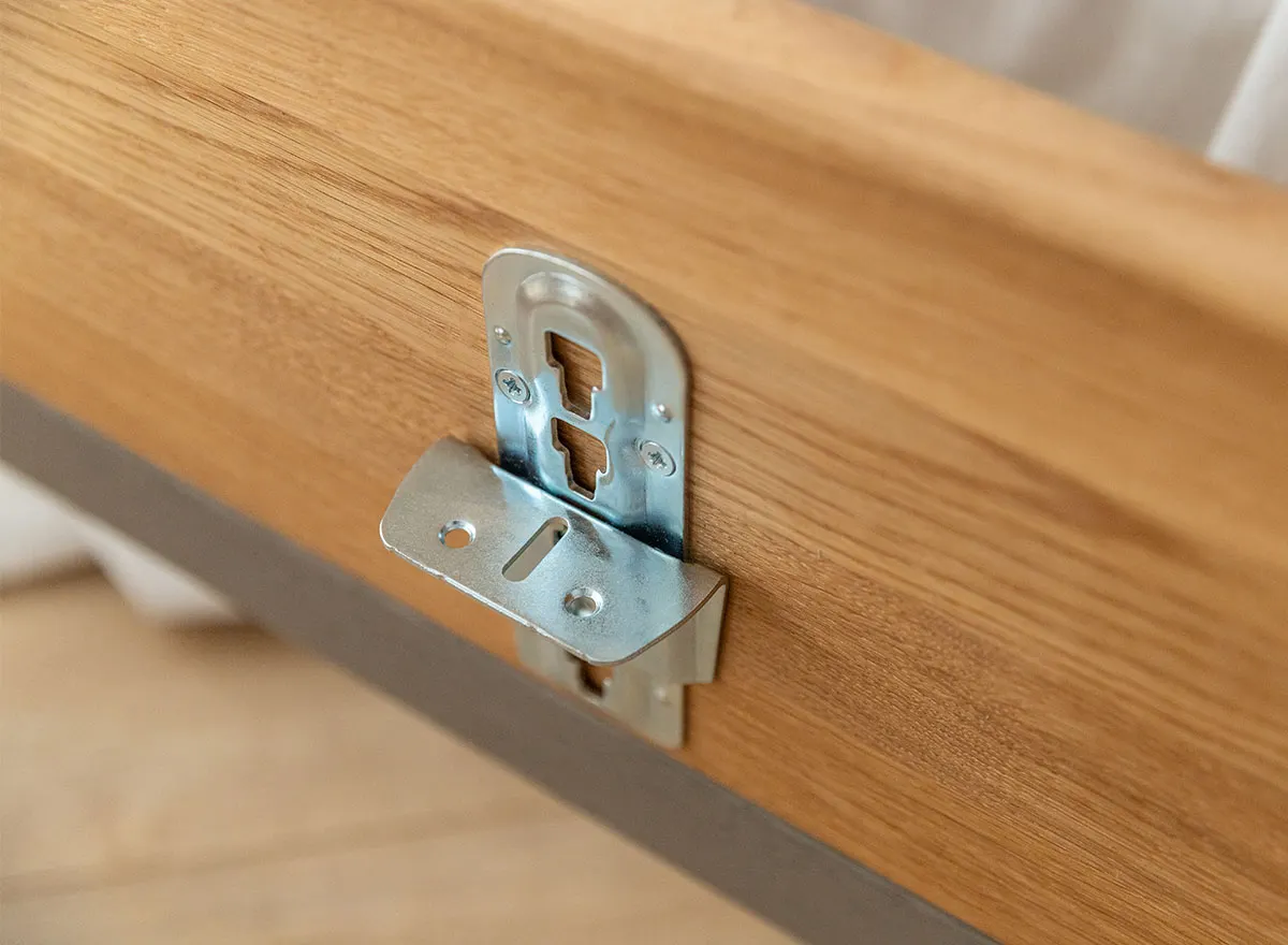 Łóżko dębowe z tapicerowanym zagłówkiem CADI Dębowy Sen 160x200 dąb olejowany szary - ZICAD_160