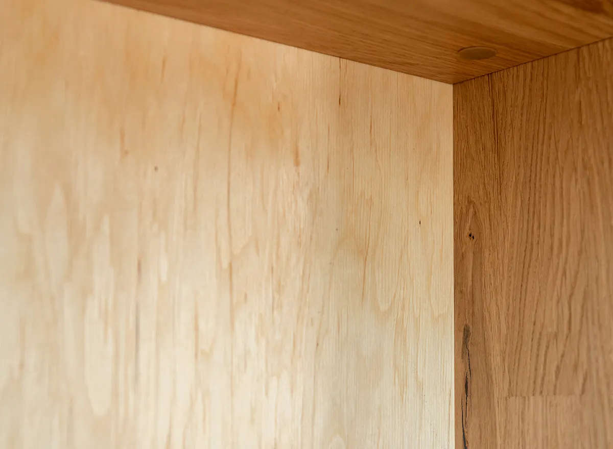 Witryna drewniana szklana DIVISIONE z oświetleniem lewa dąb olejowany - ZIDIV01L