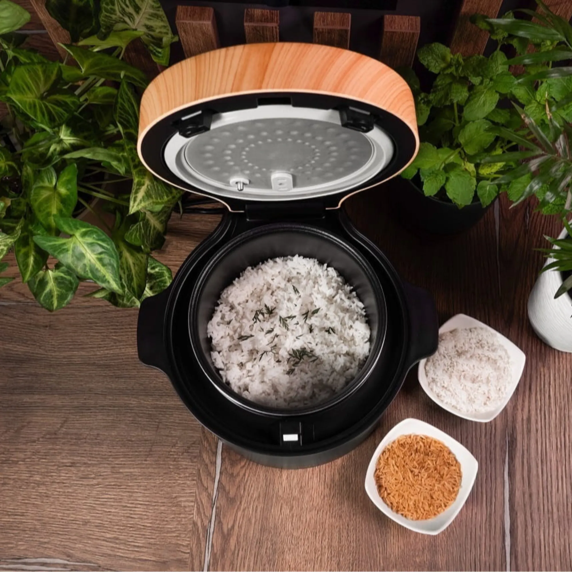 ryż, garnek czarny, rice cooker, naczynie do gotowania, sprzęt kuchenny