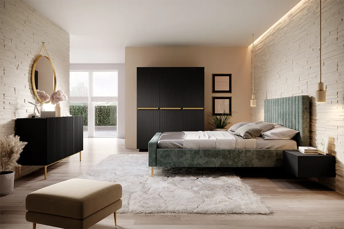 Szafa 3-drzwiowa NICOLE 150 z półkami i drążkiem - czarny mat - złote uchwyty - cokół - B_148430