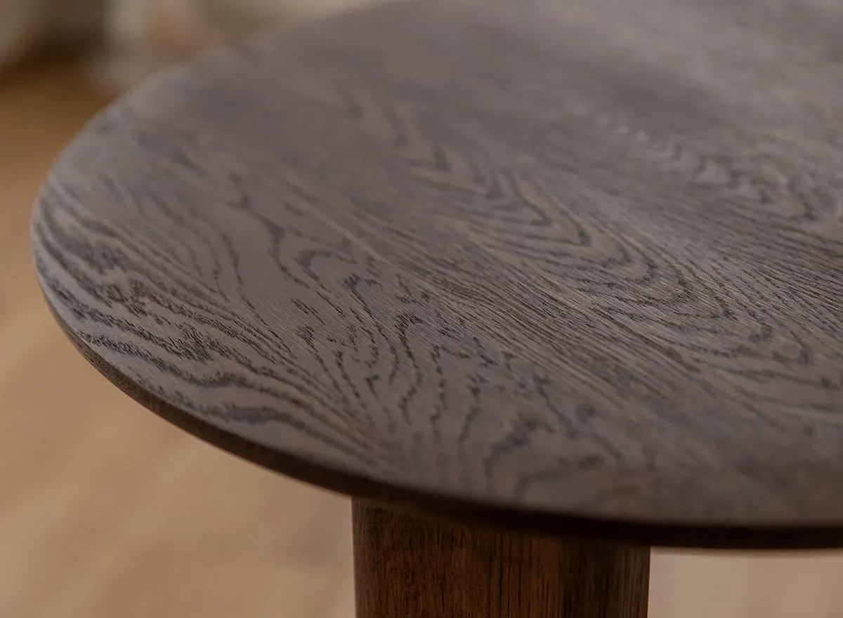 Stolik kawowy okrągły dębowy MONTI 51 cm ciemny dąb - PRHMON51T