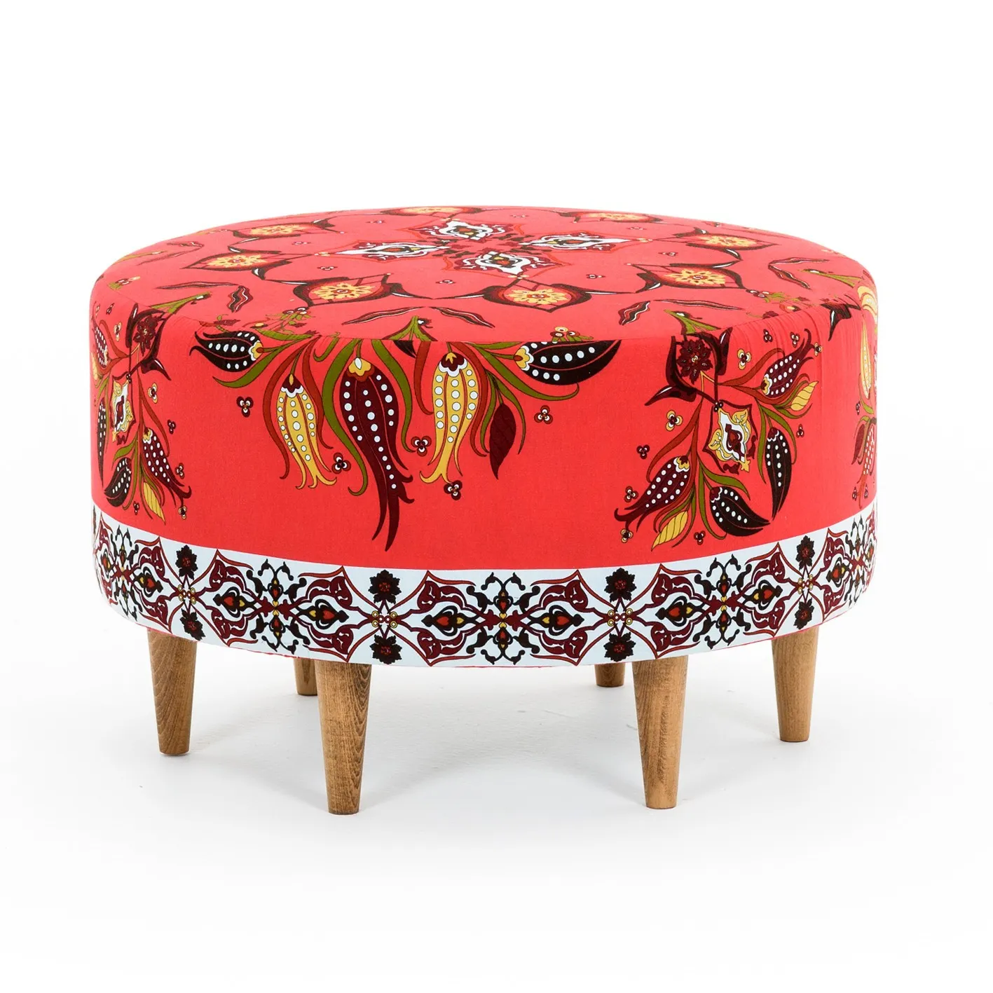 image ottoman, stool, czerwony-wzór, pokrycie-futra, drewniane-nogi