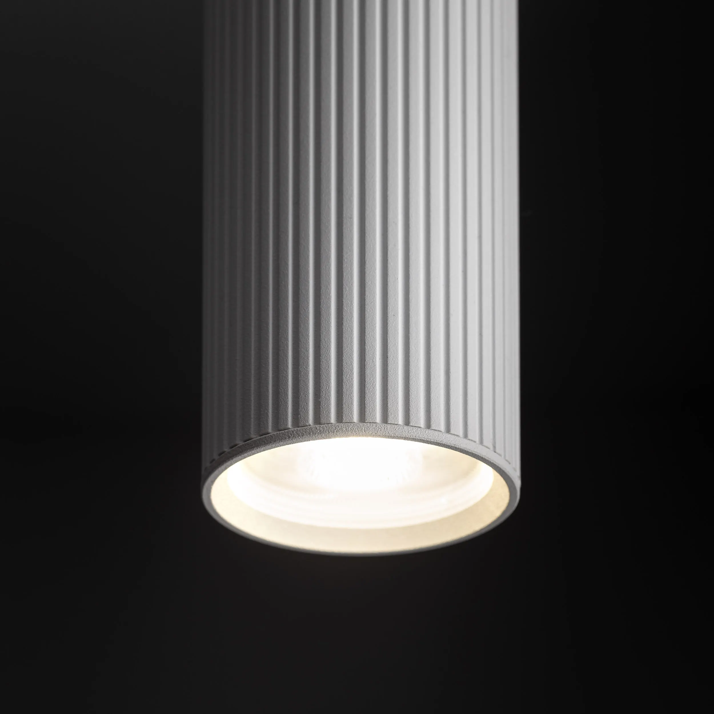 Plafon TUNE biała rozmiar S okrągła metalowa 10x5cm - TK_10023