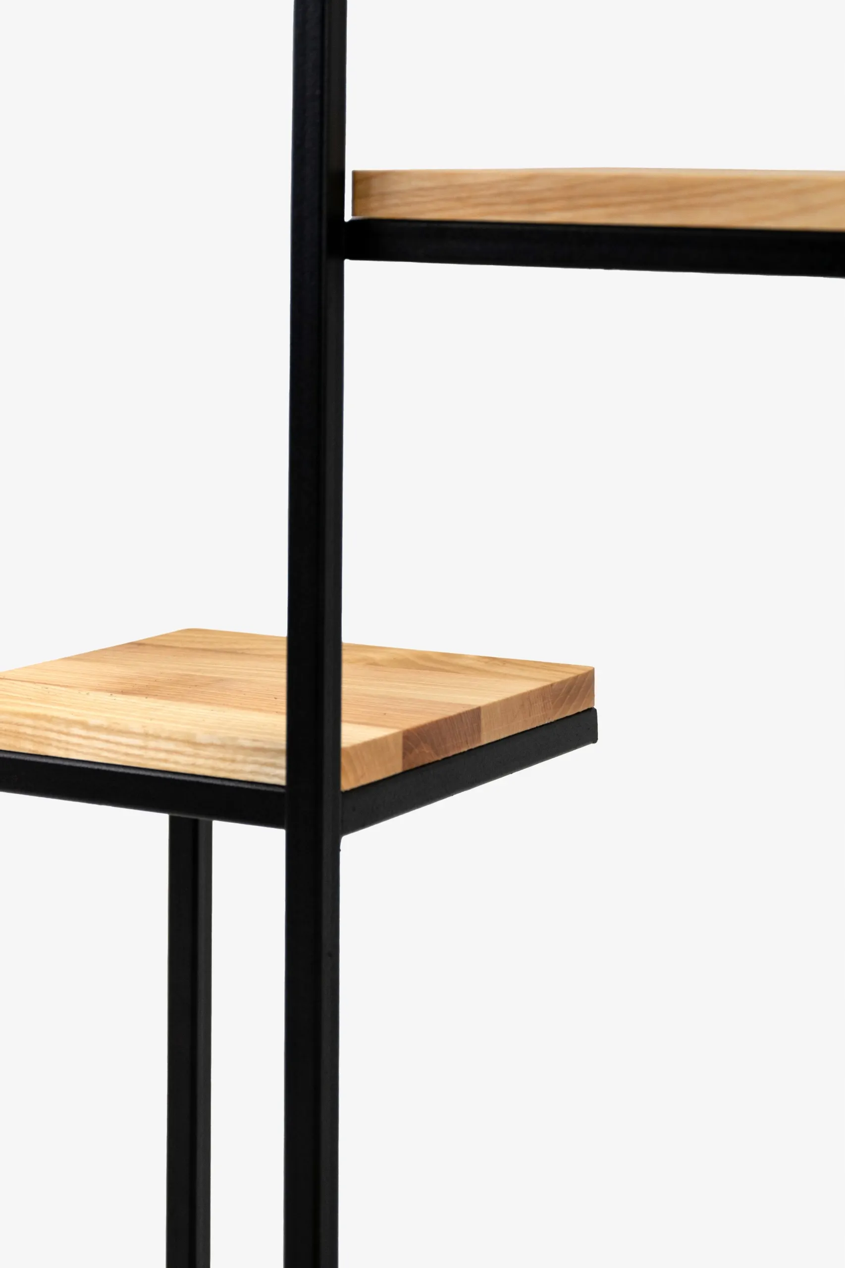 Kwietnik stojący 4-poziomowy LE MANS M metal drewno czarny naturalny - LD_TZ000047