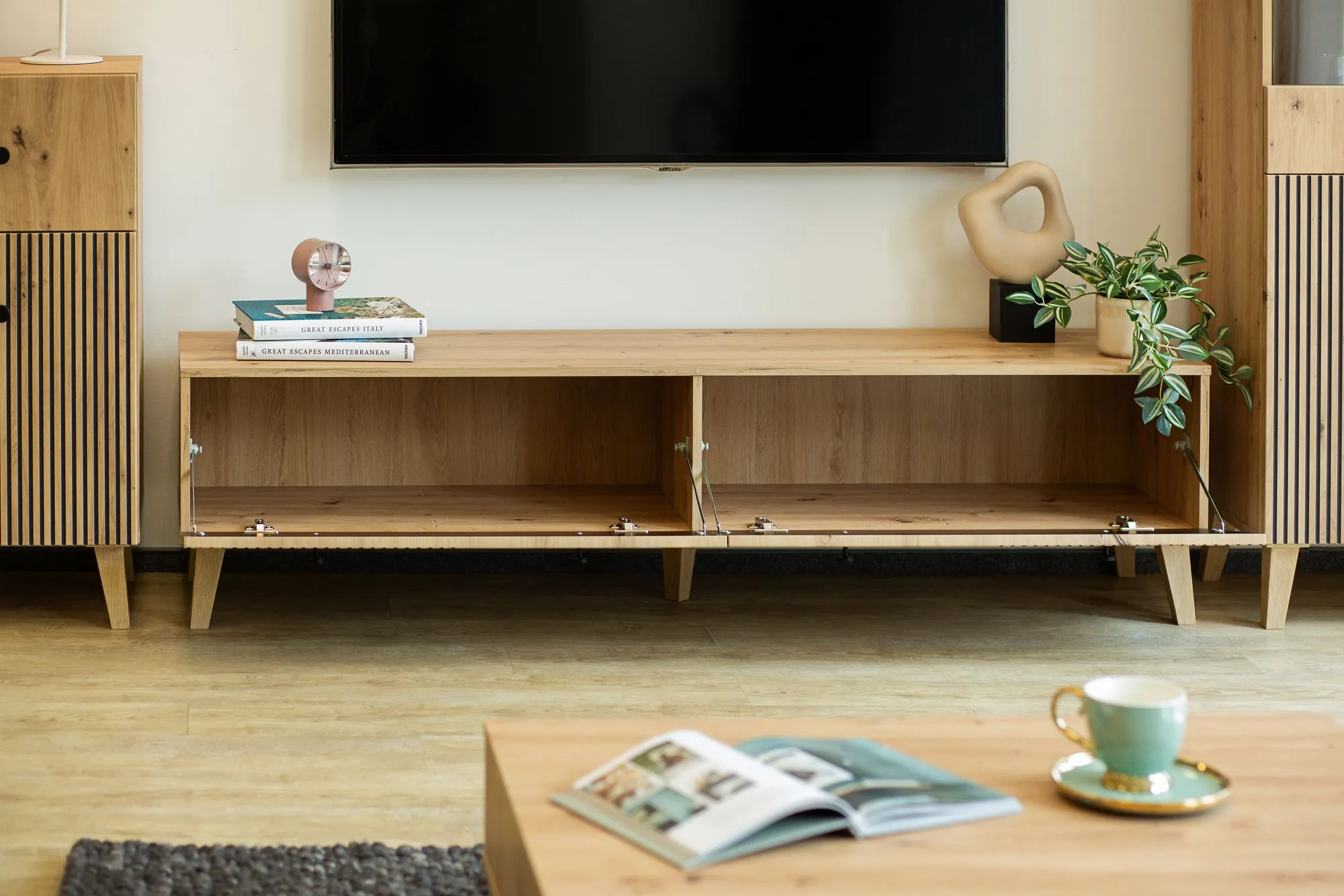 Szafka RTV 2-drzwiowa BERLIN 180cm dąb artisan - INT_5003195