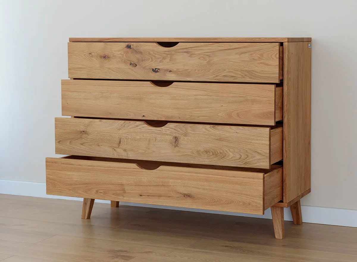 Komoda z 4 szufladami lity dąb olejowany Simona - PRHSIM01