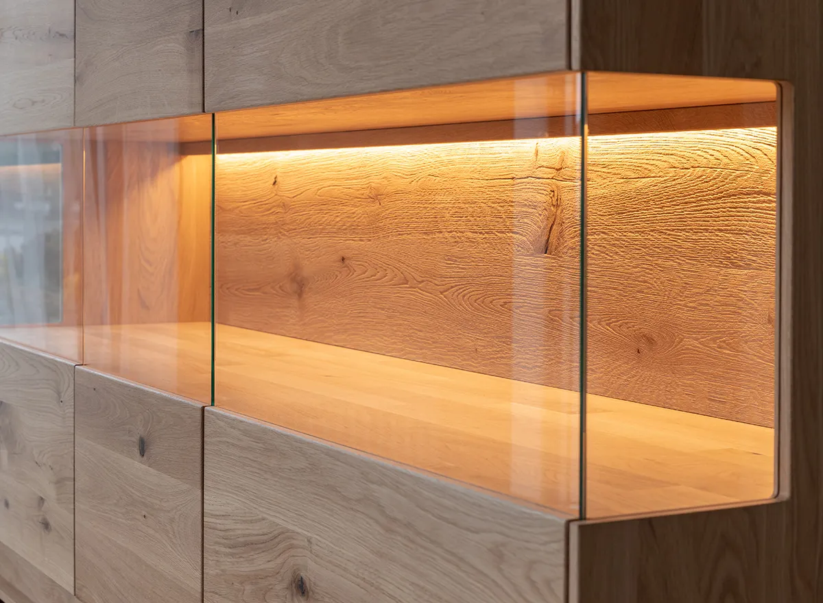 Witryna drewniana szklana DIVISIONE z oświetleniem 163x152 dąb olejowany - ZIDIV05