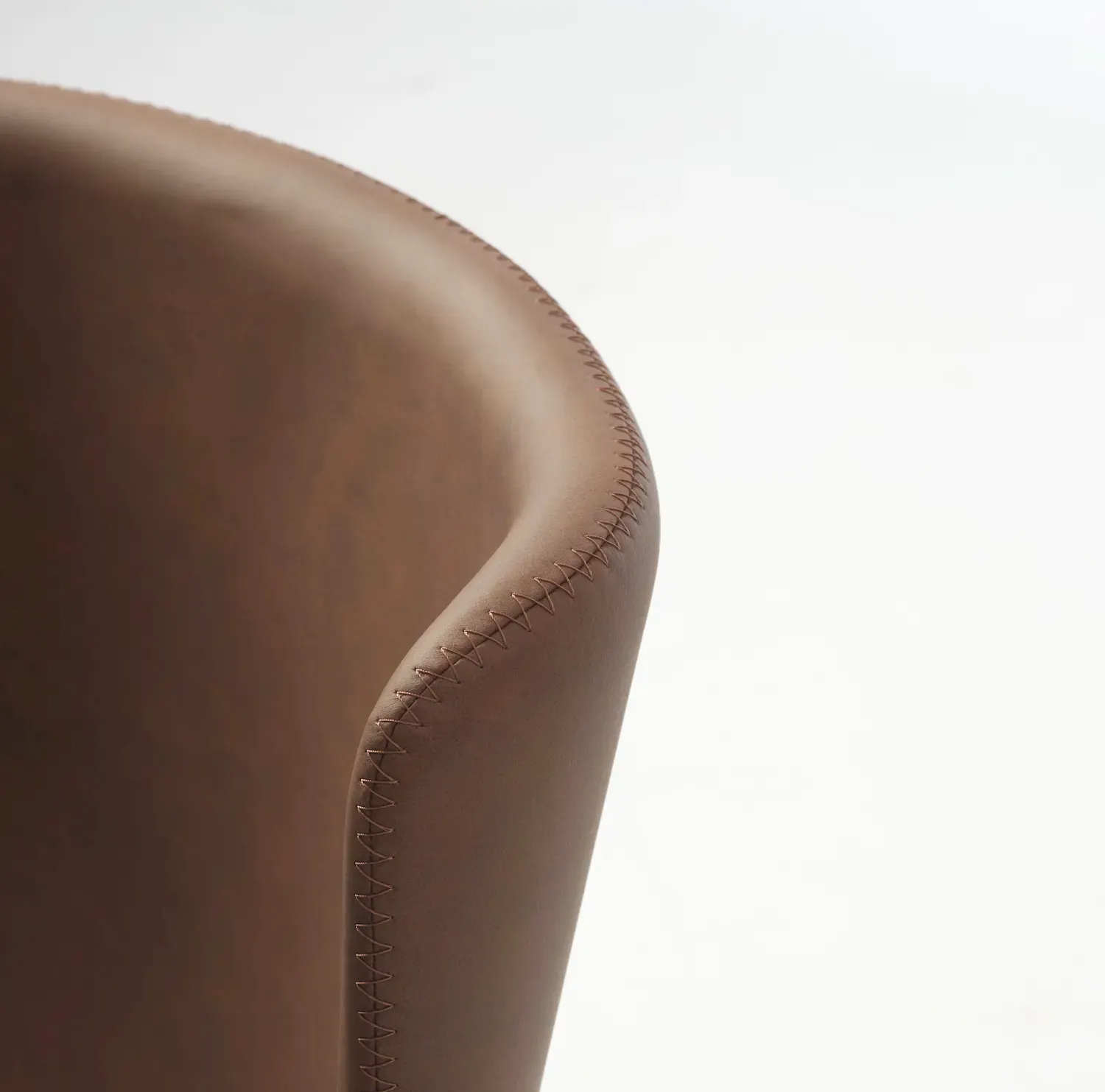 Krzesło drewniane TESLIN z ekoskóry brązowy/koniak - UN_49484100