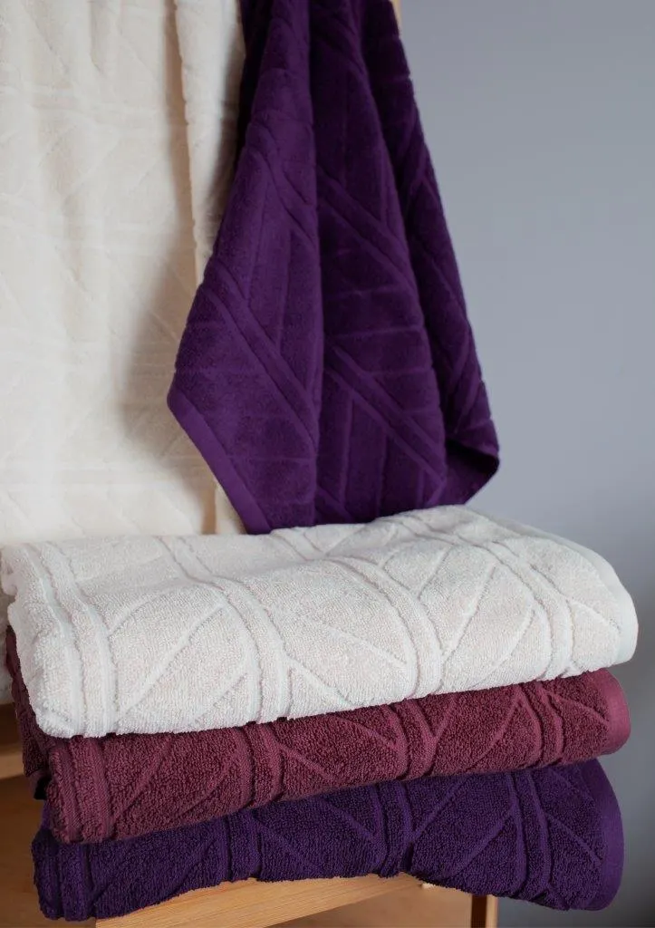 Ręcznik frotte RELIEF 70x140 gramatura 500 różowy - FARO_30238