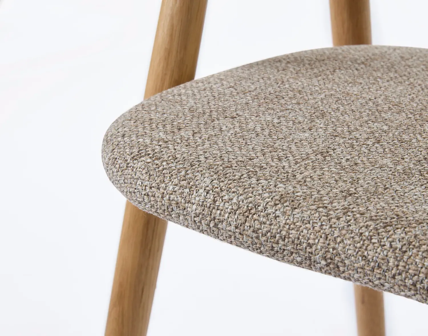 Krzesło drewniane okrągłe RELATE z podłokietnikami naturalny/beżowy - UN_49560002