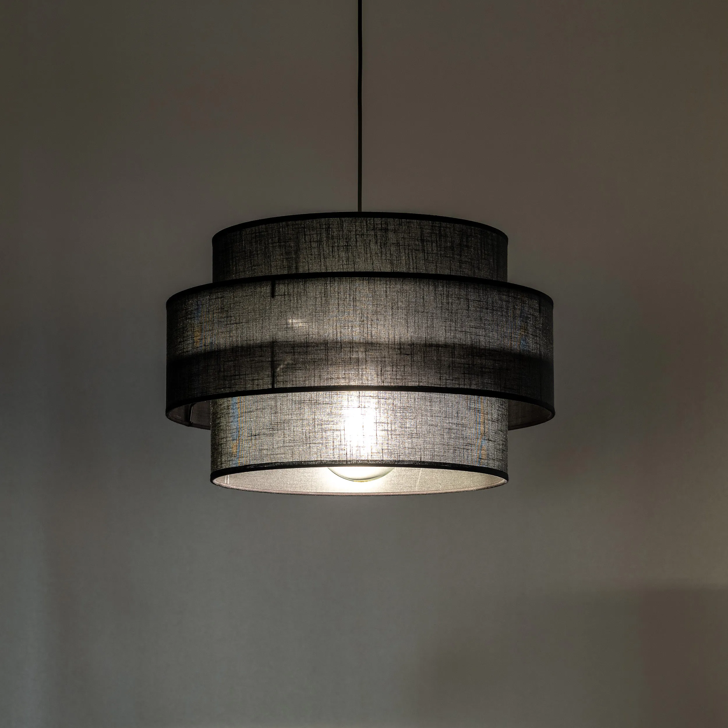 Lampa wisząca CALISTO czarna okrągła klosz z tkaniny 160x50cm - TK_4999