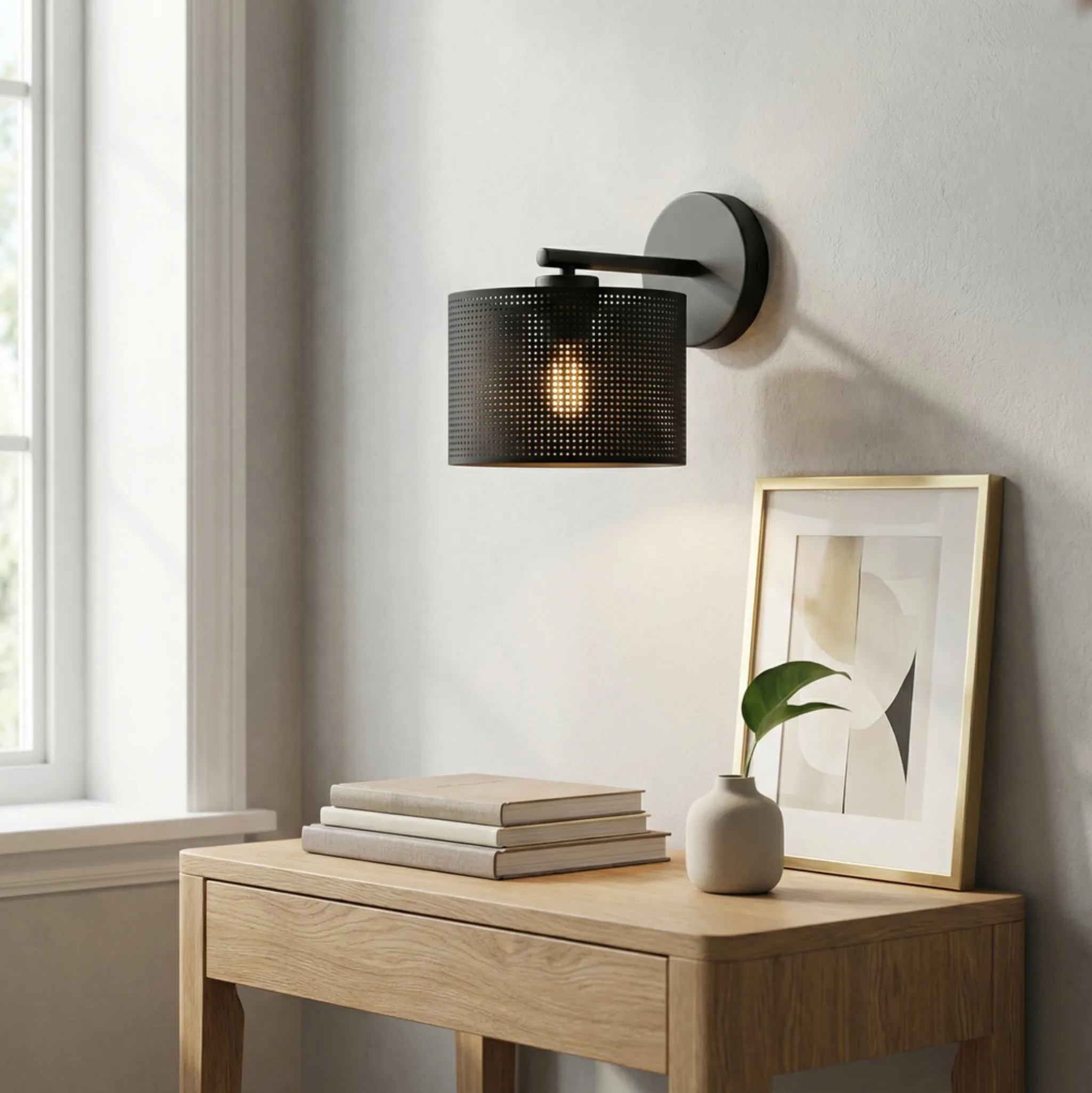 lampa ścienna, czarna lampa, metalowa lampa, perforowana obudowa, kinkiet modern