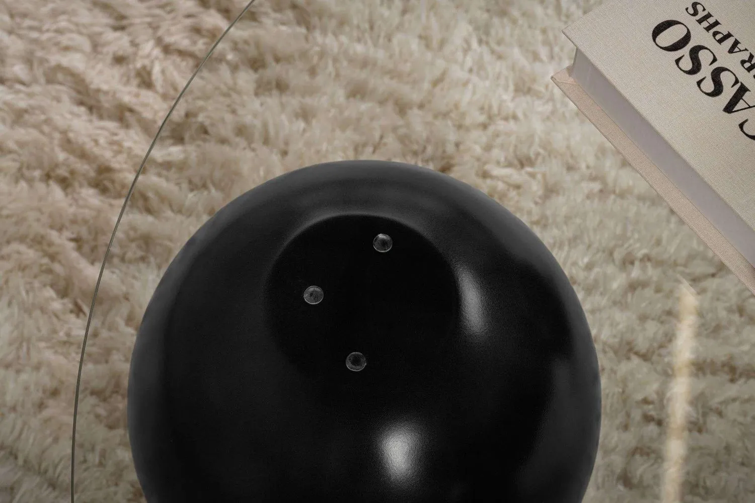 Stolik kawowy szklany okrągły MIRO 85 cm kuliste czarne nogi blat transparentny - ASI_857NRD1113