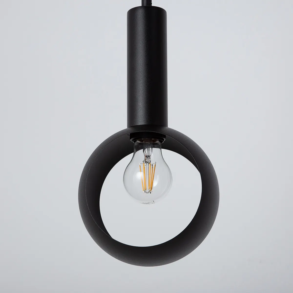 Lampa wisząca VITRUM oczko czarna - SI_41108