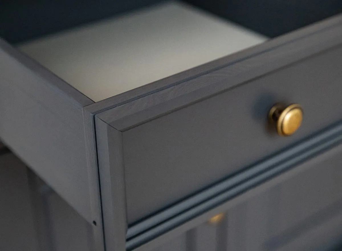 Witryna wysoka BELLUNO ELEGANTE 4-drzwiowa z 2 szufladami grafit – dąb - PL015G/D