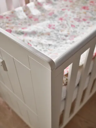 Łóżeczko dziecięce MARSYLIA 70x140 regulowana wysokość białe - PIN_019-011-110