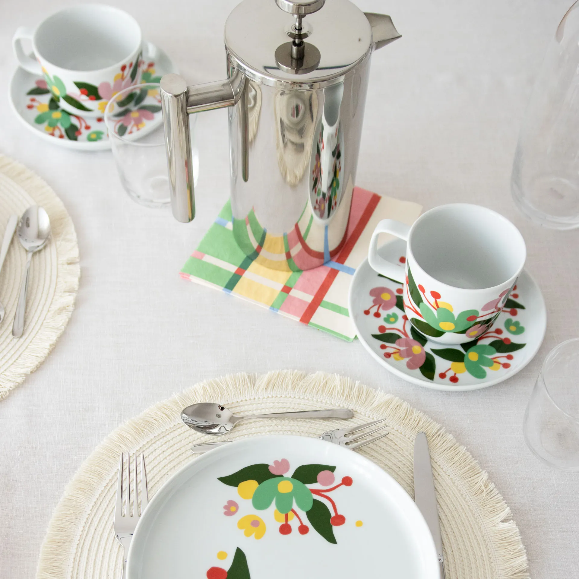 koçnica, zestaw stołowy, filiżanka, talerz, kieliszki/filizanka set