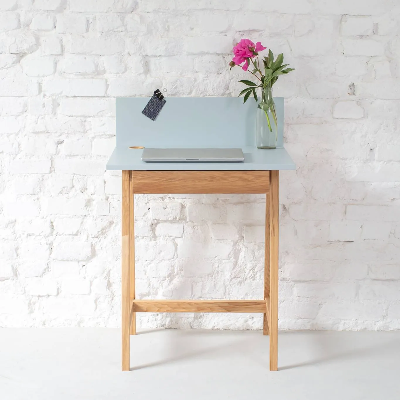 Biurko z szufladą i panelem LUKA 65x50 czarne/jesionowe nogi - RGB_WDLUK1_BLK_DRAW