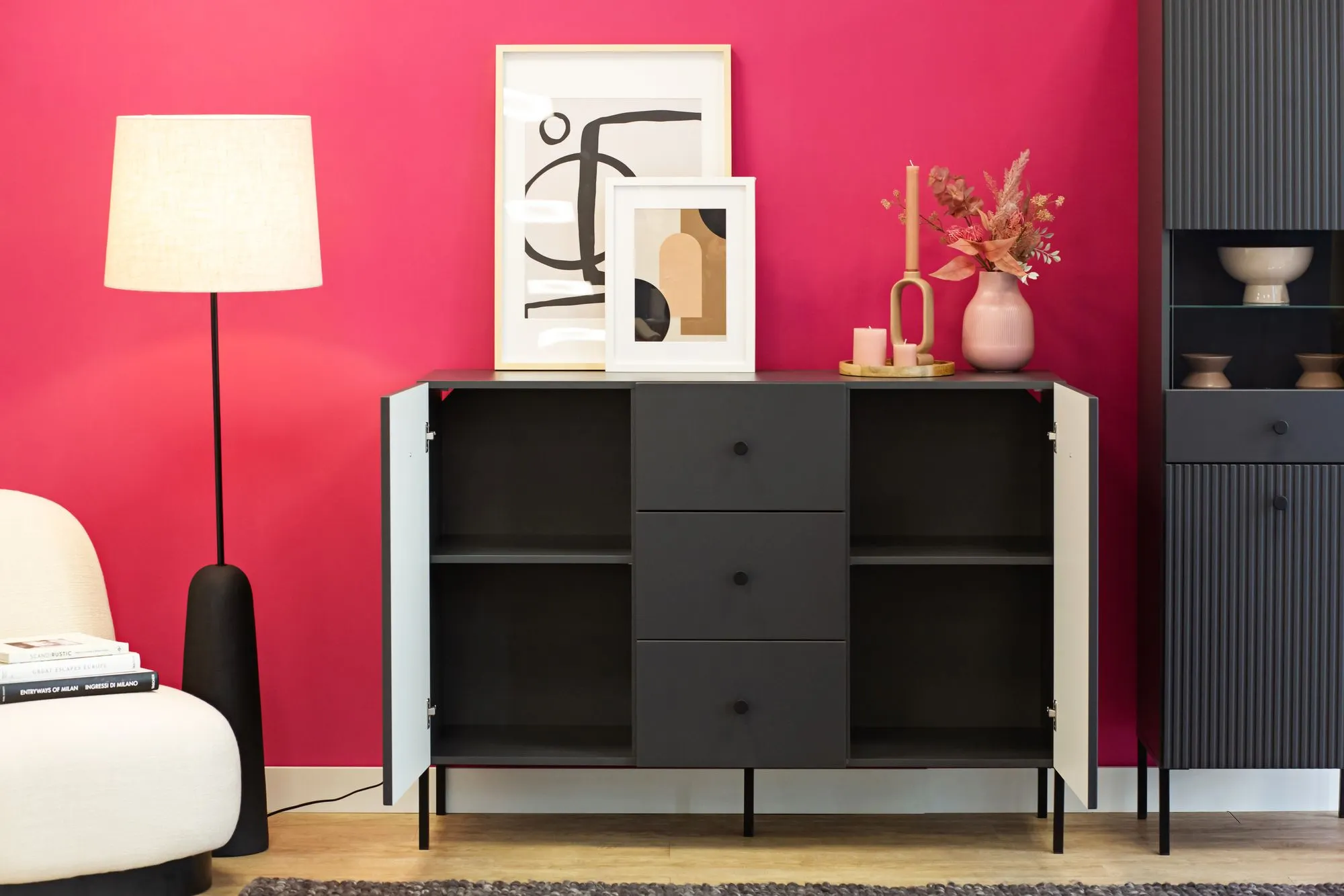 Komoda 2-drzwiowa z 3 szufladami VIENA ryflowany front antracyt - INT_5003202