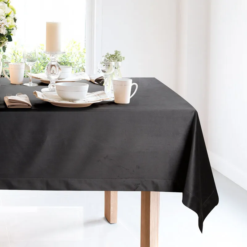 OBRUS MELINDA 140 X 220 CM CZARNY - EU_452202