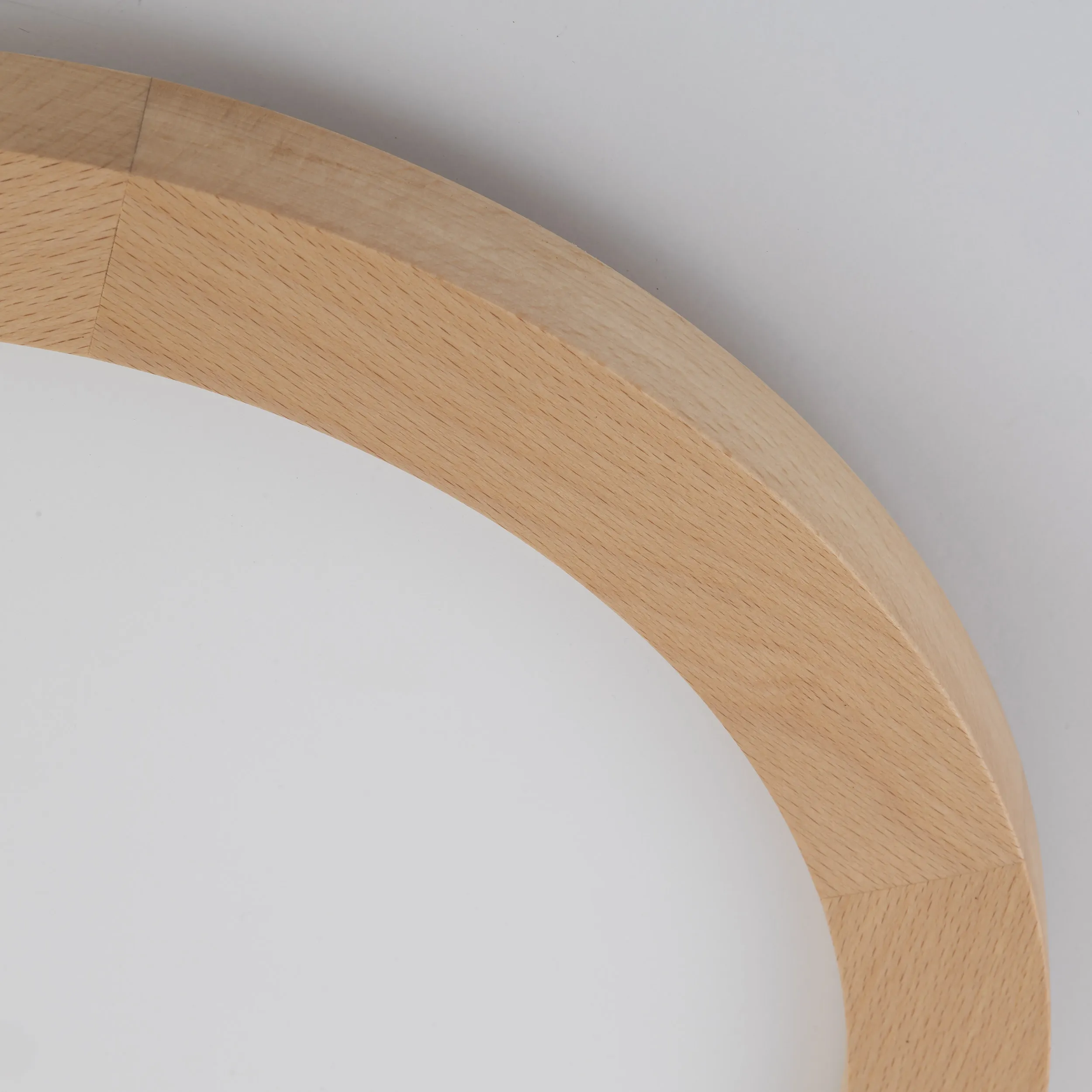 Lampa sufitowa AQUA LED 24W drewniana buk z białym kloszem okrągła 32x3cm - TK_18004