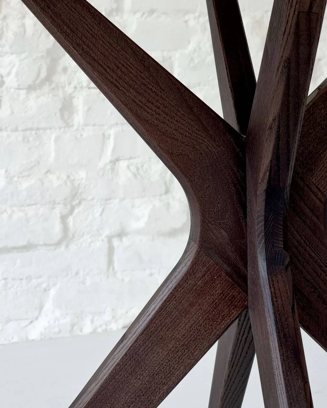 Stół półowalny JUBI Racetrack 90x90cm orzech - RGBHR_WALNUT