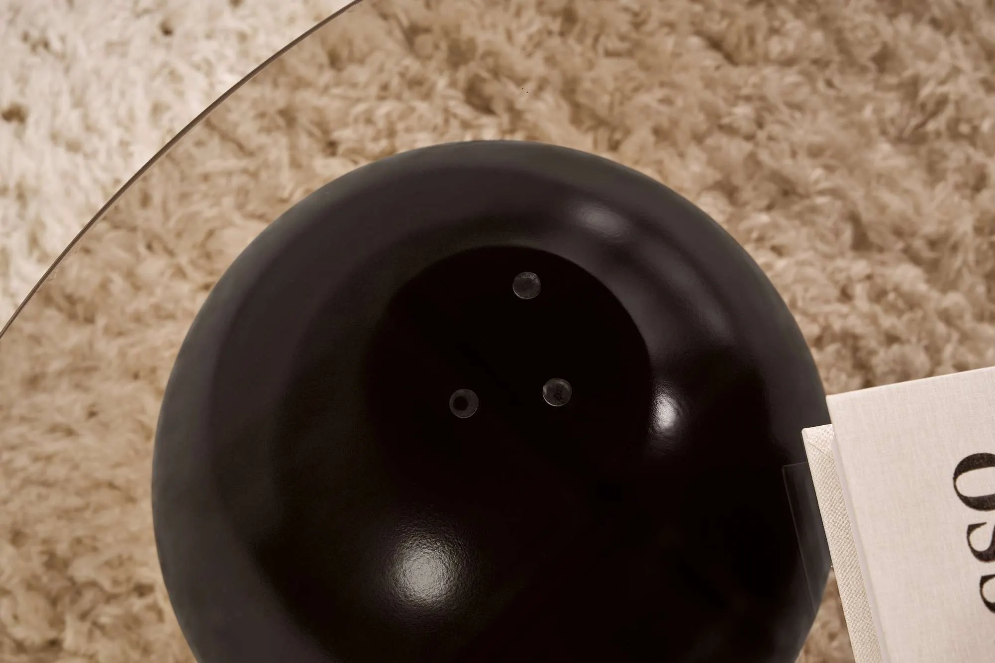 Stolik kawowy szklany okrągły MIRO 85 cm kuliste czarne nogi blat brązowy - ASI_857NRD1119