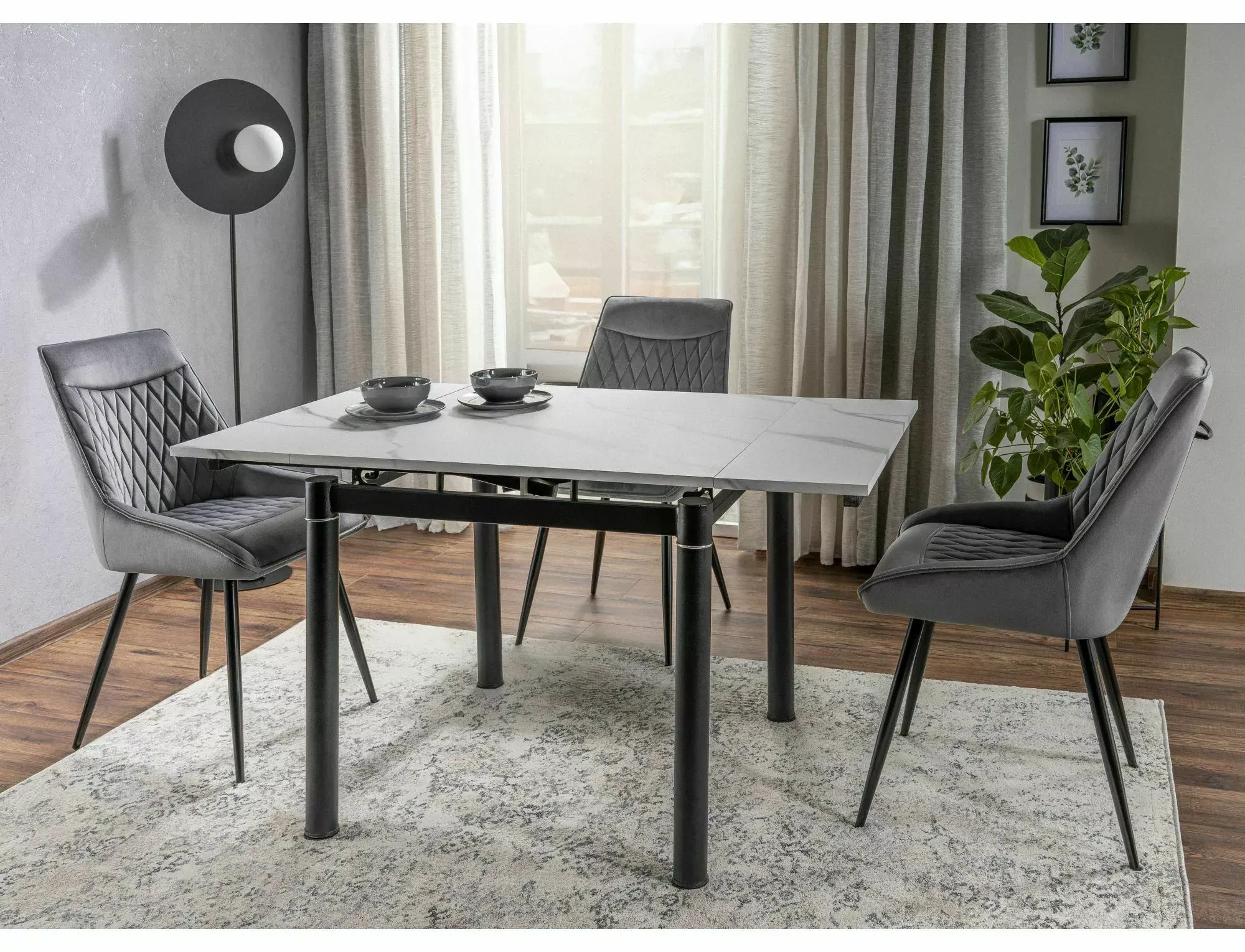 Krzesło tapicerowane AGAT VELVET Bluvel 14 pikowane szare czarny stelaż - AGATVCSZ