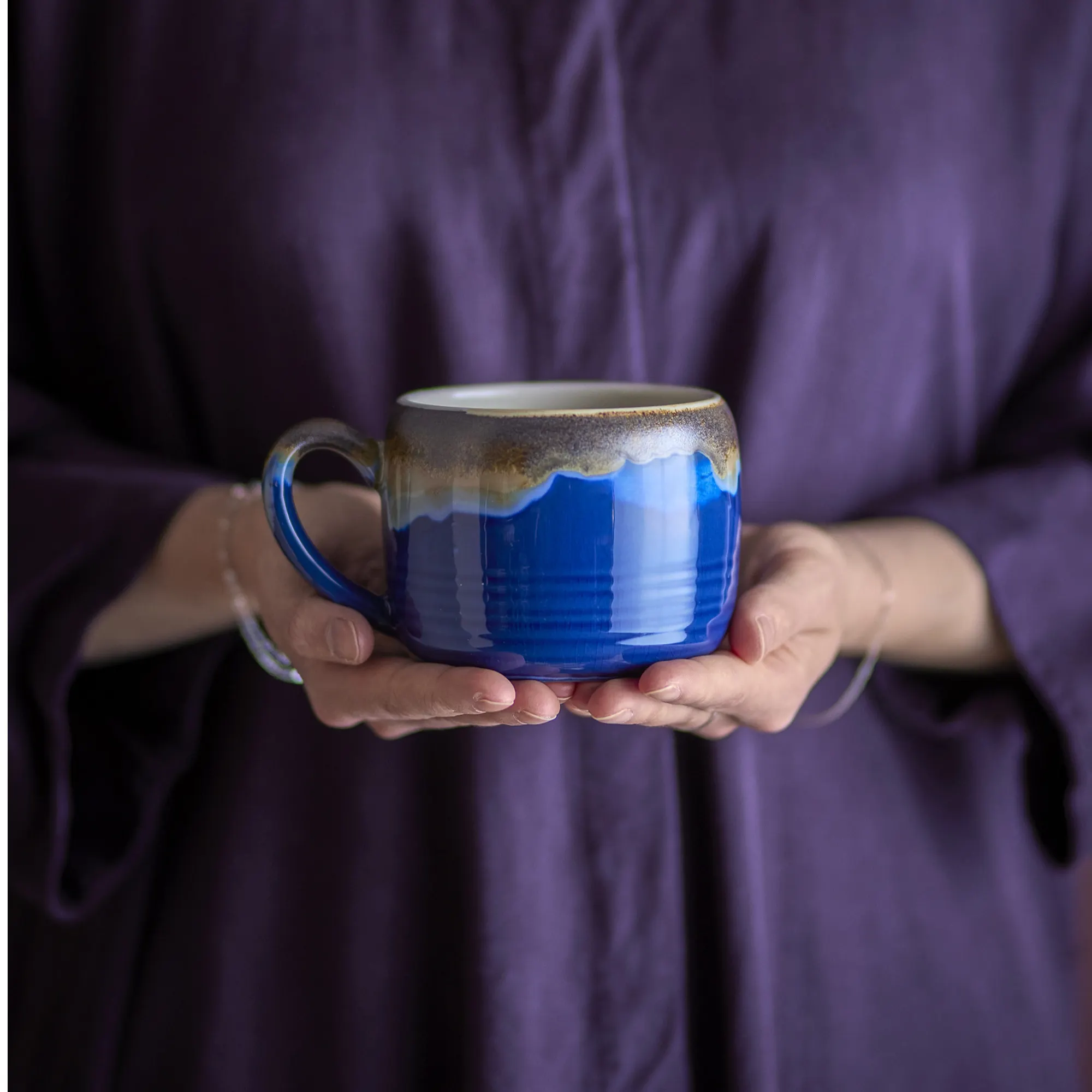 image kubek, ceramika, niebieski, glazura, ręcznie