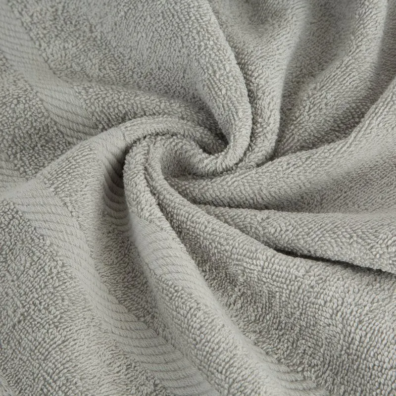 RĘCZNIK MILO (03) 100 X 150 CM SREBRNY