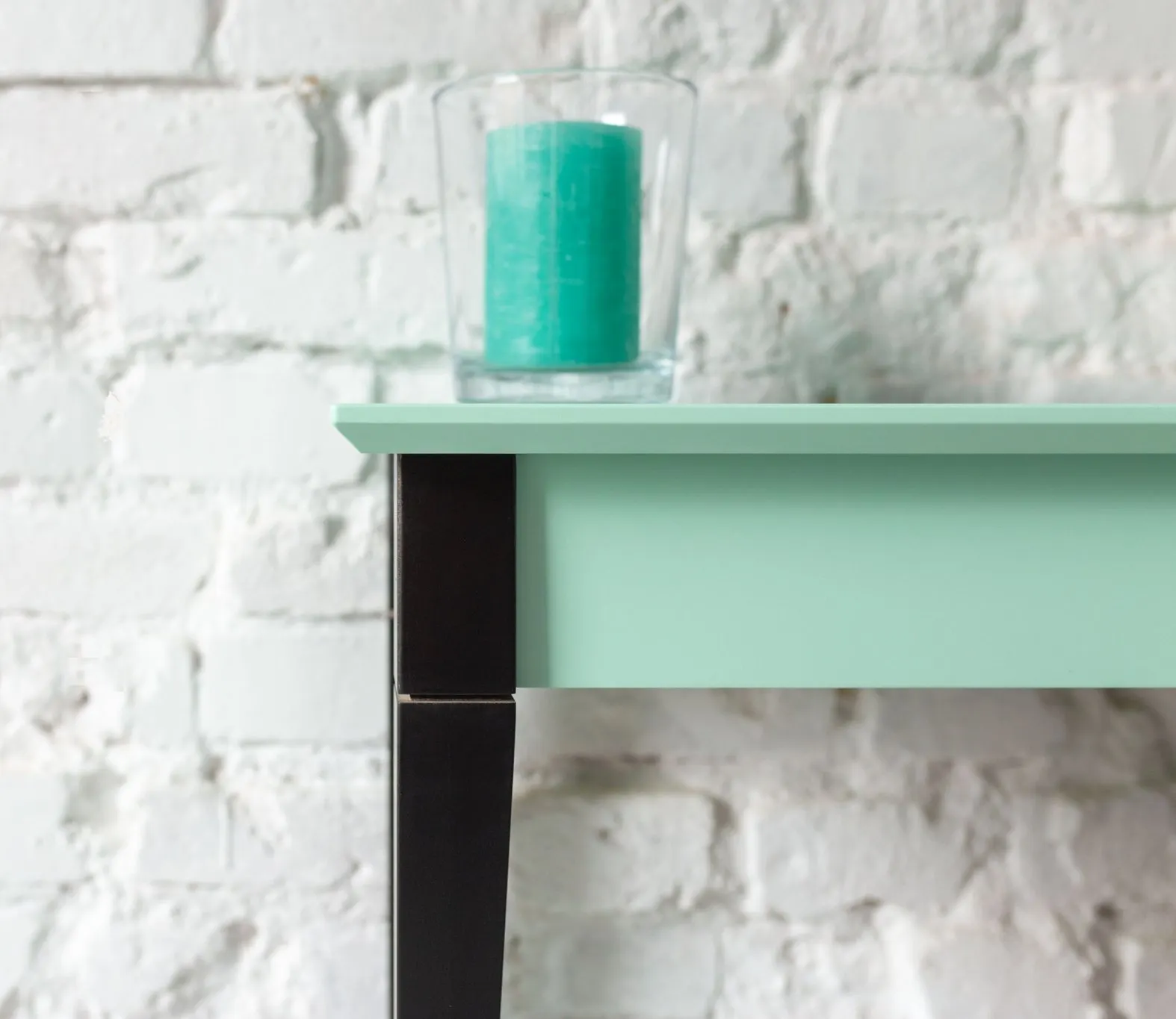 Biurko z szufladą MIMO 85x40 czerwony blat/czarne drewniane nogi - RAGABAWDMI212B