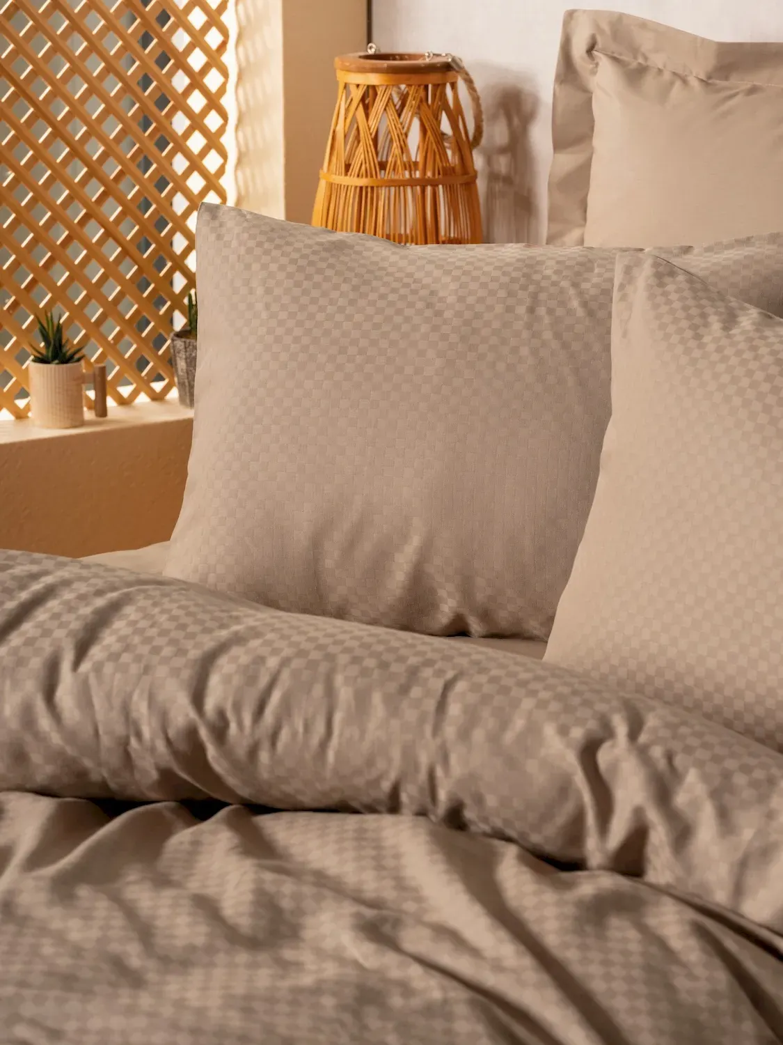 Komplet pościeli w kratkę PLAIN 135x200 poszewka 80x80 cm brązowy