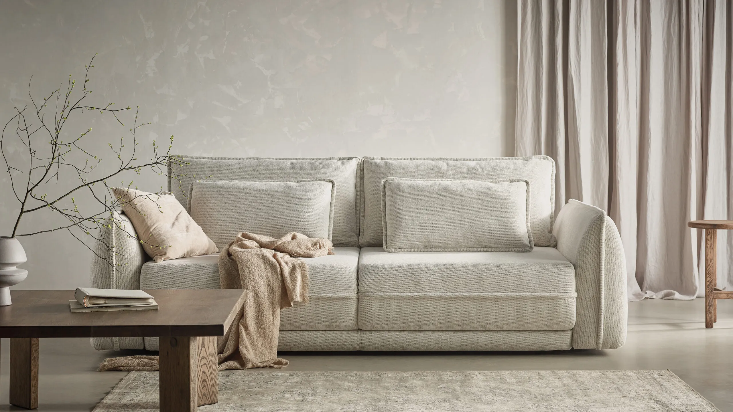 Sofa rozkładana MOJAVE z poduszkami - tkanina Modesto 492 - jasny beż