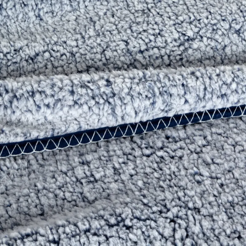 Koc barankowy KOALA 70 X 160 CM GRANATOWY — zdjęcie 6