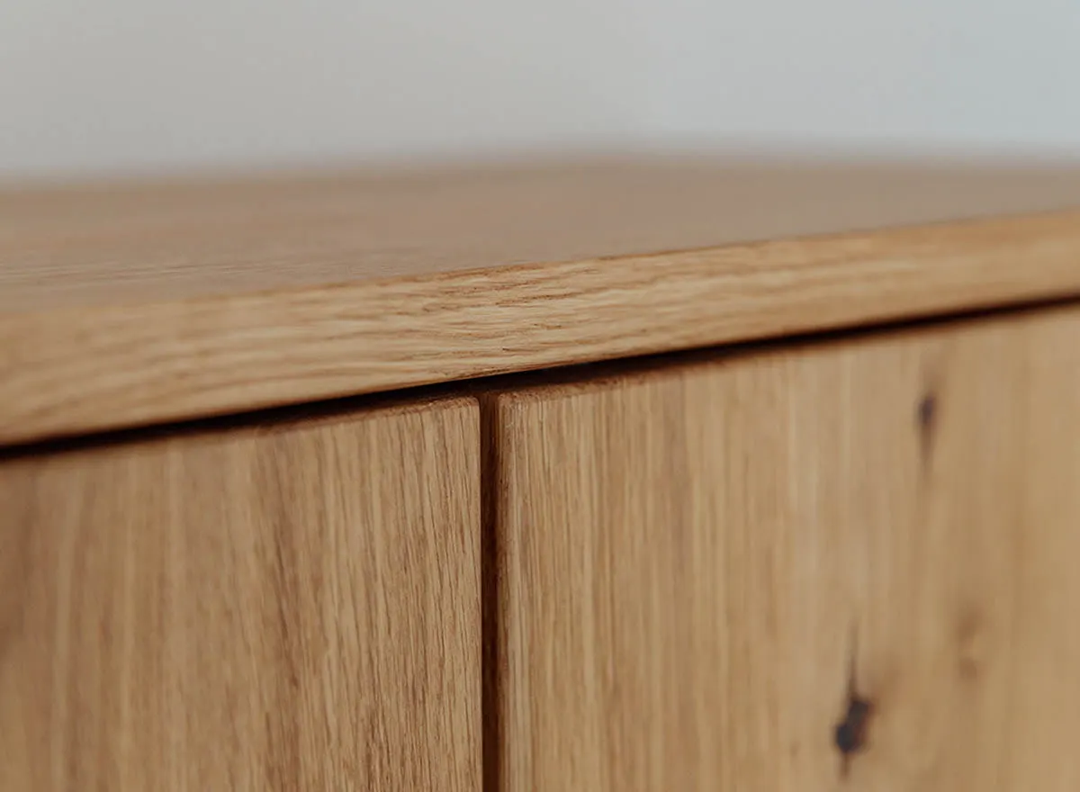 Szafa 2-drzwiowa z 2 szufladami lity dąb olejowany 180x110x60 cm Simona - PRHSIM06